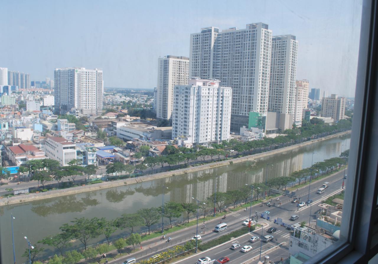 Ductaigallery'S Apt&Spacious-River View Хошимин Екстериор снимка